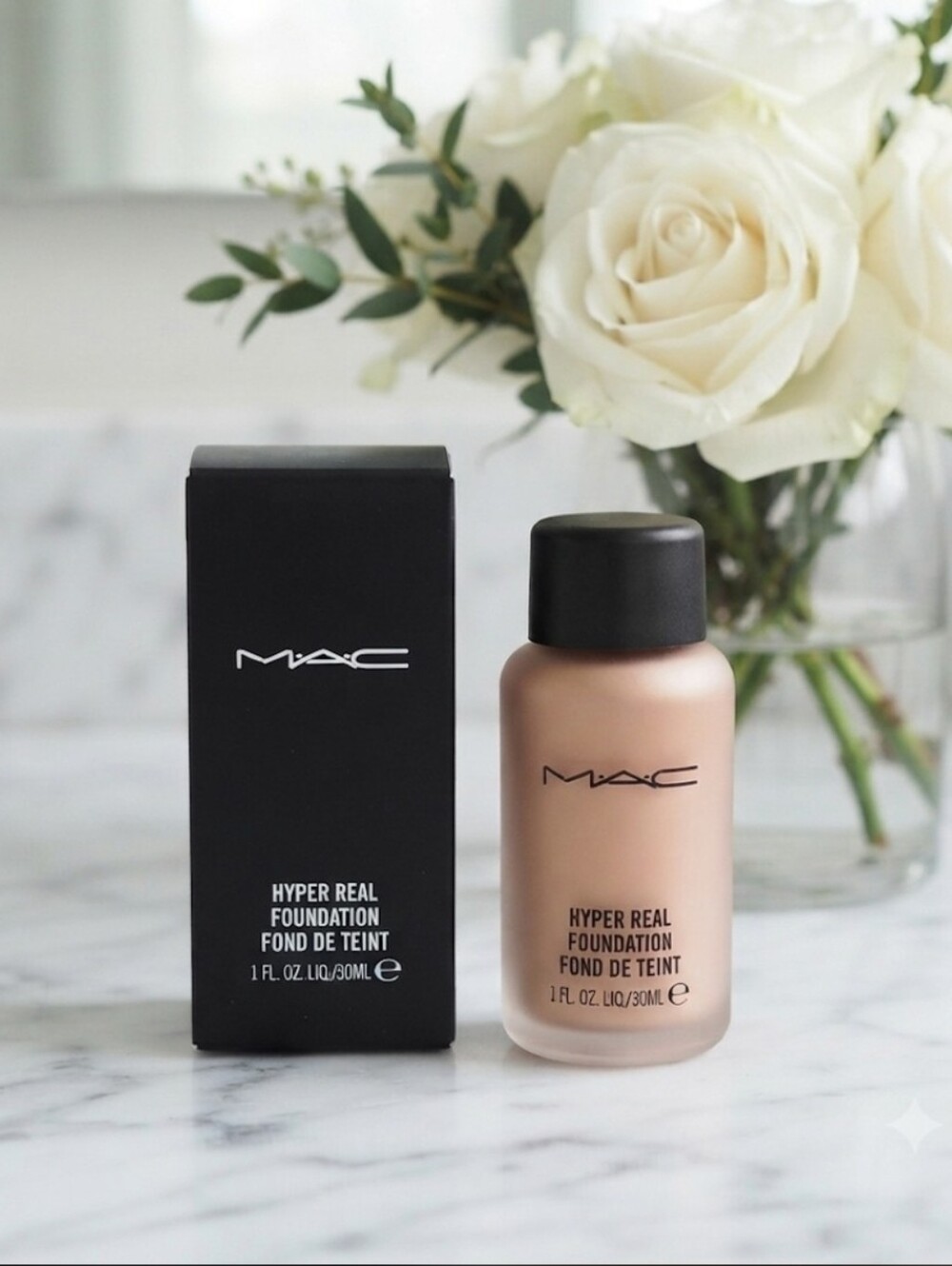 MAC Hyper Real Foundation - Bronze FX  ☆ RARE☆